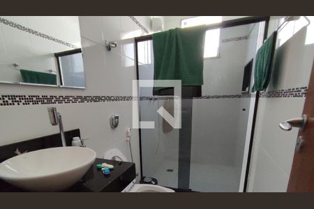 Casa à venda com 606m², 5 quartos e 1 vagaBanheiro da Suíte 4