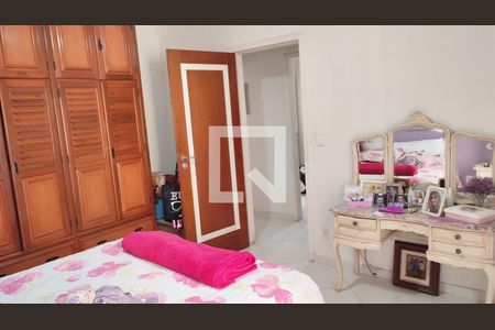 Casa à venda com 606m², 5 quartos e 1 vagaSuíte 2