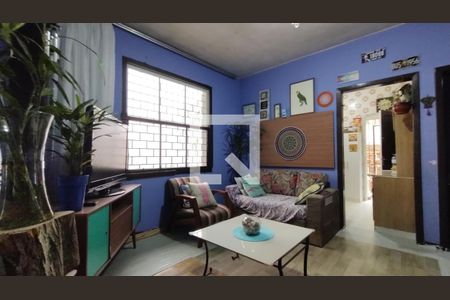 Casa à venda com 3 quartos, 120m² em São João, Porto Alegre