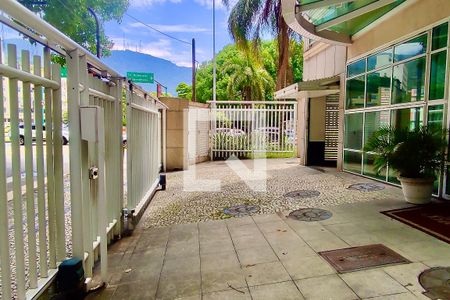 Apartamento para alugar com 144m², 2 quartos e 1 vagaFachada interna