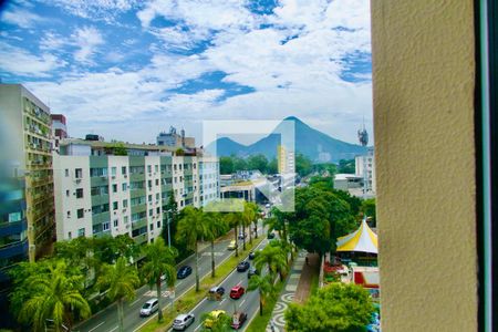 Apartamento para alugar com 144m², 2 quartos e 1 vagaÁrea serviço 