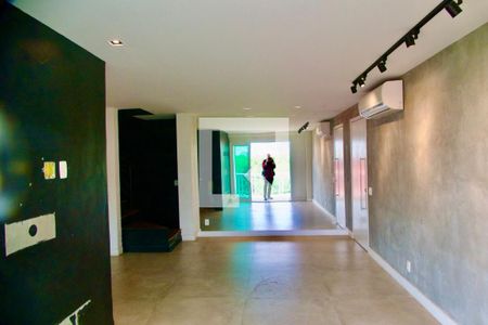 Sala  de apartamento para alugar com 2 quartos, 144m² em Leblon, Rio de Janeiro