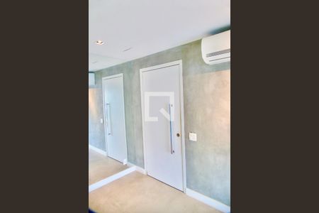 Sala de apartamento para alugar com 2 quartos, 144m² em Leblon, Rio de Janeiro