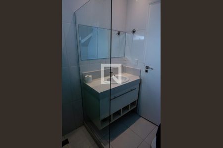 Casa de condomínio à venda com 233m², 5 quartos e 2 vagasBanheiro do escritório