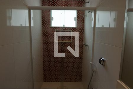 Casa de condomínio à venda com 233m², 5 quartos e 2 vagasBanheiro da Suíte 2