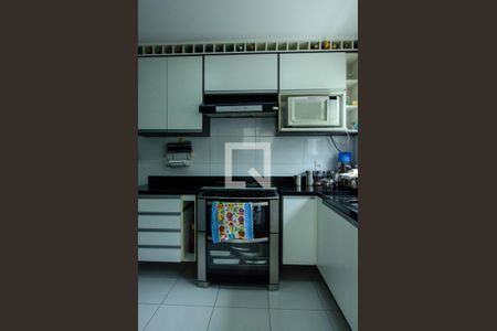 Casa de condomínio à venda com 233m², 5 quartos e 2 vagasCozinha