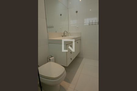 Casa de condomínio à venda com 233m², 5 quartos e 2 vagasBanheiro da Suíte 1