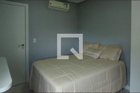 Casa de condomínio à venda com 233m², 5 quartos e 2 vagasSuite 1