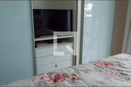 Casa de condomínio à venda com 233m², 5 quartos e 2 vagas Suíte 4