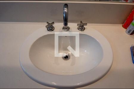 Casa de condomínio à venda com 233m², 5 quartos e 2 vagasBanheiro da Suíte 2