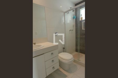 Casa de condomínio à venda com 233m², 5 quartos e 2 vagasBanheiro da Suíte 3