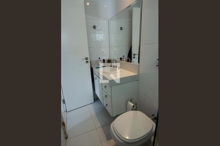 Casa de condomínio à venda com 233m², 5 quartos e 2 vagasBanheiro da Suíte 3