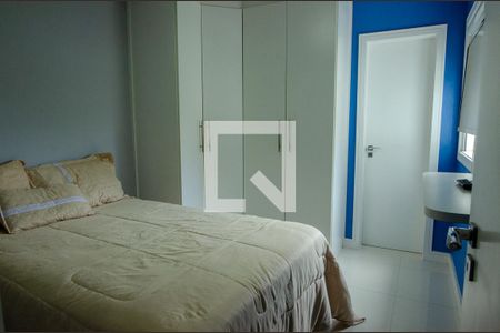 Casa de condomínio à venda com 233m², 5 quartos e 2 vagasSuite 1