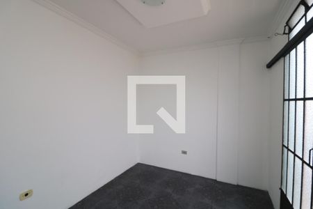 Quarto 1 de casa para alugar com 3 quartos, 200m² em Vila Industrial, São Paulo