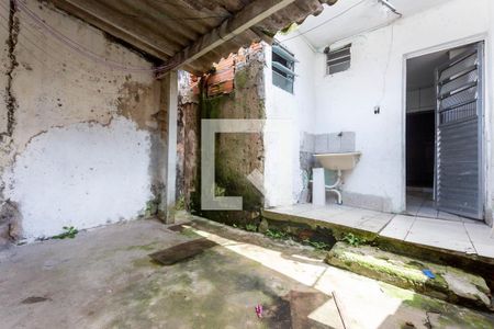 Casa para alugar com 45m², 1 quarto e sem vaga Casa para alugar com 45m², 1 quarto e sem vagaQuintal e Área de Serviço