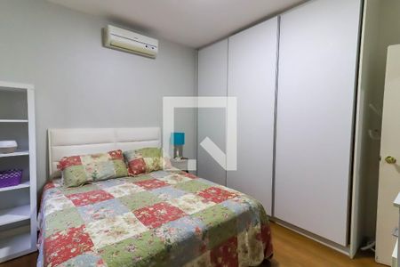 Casa de condomínio à venda com 581m², 4 quartos e 4 vagasSuíte 1