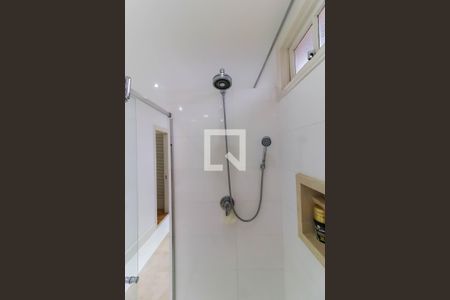 Casa de condomínio à venda com 581m², 4 quartos e 4 vagasBanheiro da Suíte 4