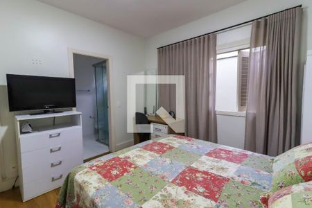 Casa de condomínio à venda com 581m², 4 quartos e 4 vagasSuíte 1