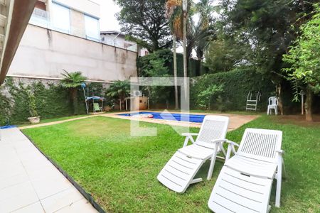 Casa de condomínio à venda com 581m², 4 quartos e 4 vagasJardim