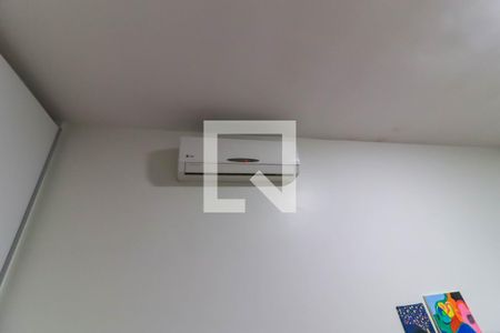 Casa de condomínio à venda com 581m², 4 quartos e 4 vagasAr condicionado