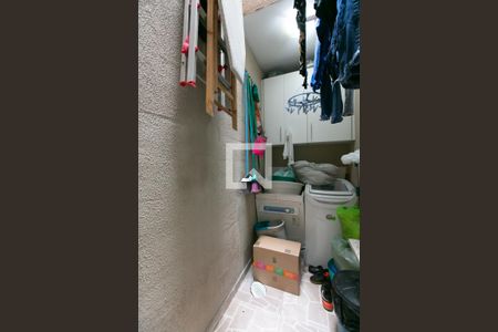 Casa à venda com 65m², 2 quartos e 1 vagaÁrea de Serviço