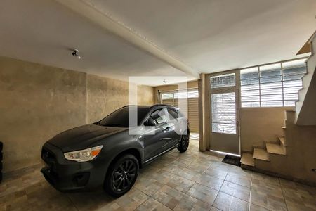 Casa para alugar com 180m², 3 quartos e 2 vagas Casa para alugar com 180m², 3 quartos e 2 vagasGaragem