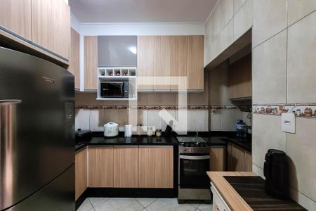 Casa para alugar com 180m², 3 quartos e 2 vagas Casa para alugar com 180m², 3 quartos e 2 vagasCozinha