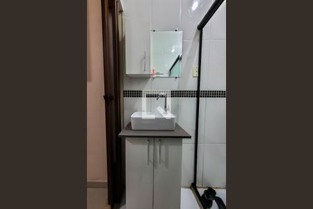 Casa para alugar com 180m², 3 quartos e 2 vagas Casa para alugar com 180m², 3 quartos e 2 vagasBanheiro Suíte 2