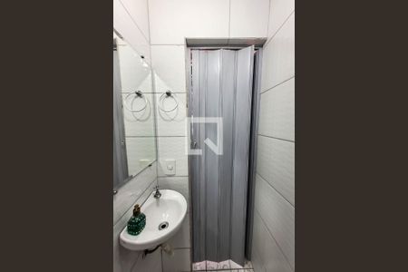 Casa para alugar com 180m², 3 quartos e 2 vagas Casa para alugar com 180m², 3 quartos e 2 vagasBanheiro Terraço