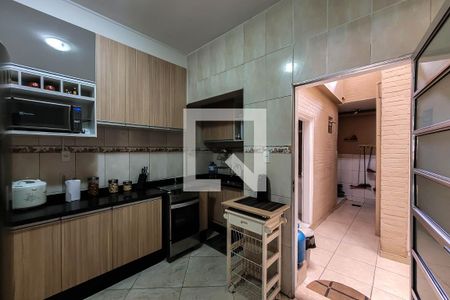 Casa para alugar com 180m², 3 quartos e 2 vagas Casa para alugar com 180m², 3 quartos e 2 vagasCozinha