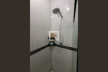 Casa para alugar com 180m², 3 quartos e 2 vagas Casa para alugar com 180m², 3 quartos e 2 vagasBanheiro Suíte 2