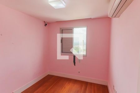 Apartamento à venda com 72m², 3 quartos e 2 vagasQuarto 3