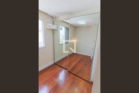 Apartamento à venda com 72m², 3 quartos e 2 vagasQuarto 2 Suite