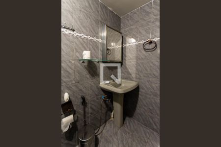 Apartamento para alugar com 70m², 2 quartos e 1 vaga Apartamento para alugar com 70m², 2 quartos e 1 vagaBanheiro