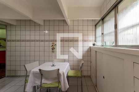 Apartamento para alugar com 70m², 2 quartos e 1 vaga Apartamento para alugar com 70m², 2 quartos e 1 vagaÁrea de Serviço