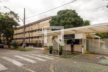 Apartamento para alugar com 70m², 2 quartos e 1 vaga Apartamento para alugar com 70m², 2 quartos e 1 vagaFachada