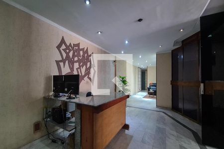 Apartamento para alugar com 101m², 3 quartos e 1 vaga Apartamento para alugar com 101m², 3 quartos e 1 vagaHall