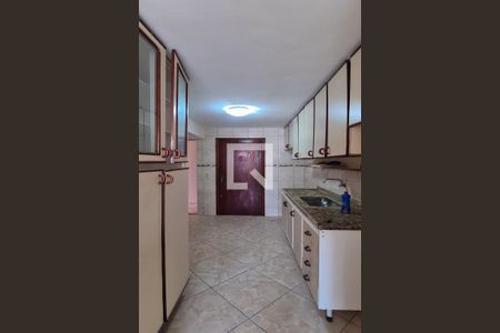 Apartamento para alugar com 101m², 3 quartos e 1 vaga Apartamento para alugar com 101m², 3 quartos e 1 vagaCozinha