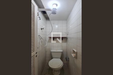 Apartamento para alugar com 101m², 3 quartos e 1 vaga Apartamento para alugar com 101m², 3 quartos e 1 vagaBanheiro de Serviço