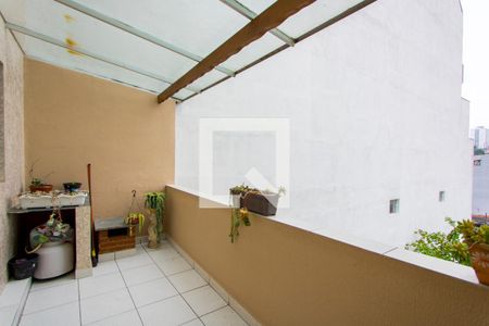 Casa à venda com 230m², 3 quartos e 2 vagas Casa à venda com 230m², 3 quartos e 2 vagasVaranda da cozinha