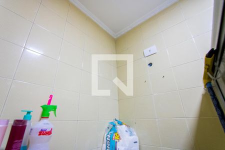 Casa à venda com 230m², 3 quartos e 2 vagas Casa à venda com 230m², 3 quartos e 2 vagasBanheiro social