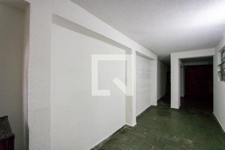 Casa à venda com 230m², 3 quartos e 2 vagas Casa à venda com 230m², 3 quartos e 2 vagasCorredor - Inferior