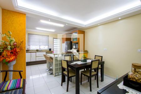 Casa à venda com 230m², 3 quartos e 2 vagas Casa à venda com 230m², 3 quartos e 2 vagasCopa/Cozinha