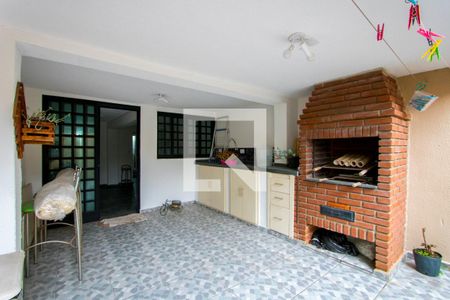 Casa à venda com 230m², 3 quartos e 2 vagas Casa à venda com 230m², 3 quartos e 2 vagasEspaço gourmet