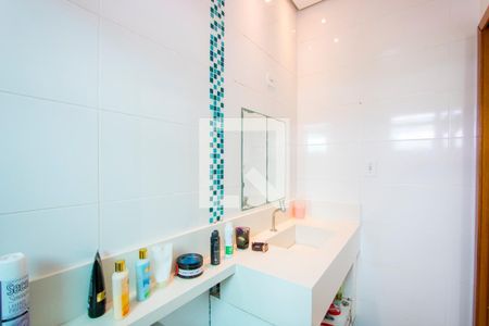 Apartamento à venda com 132m², 2 quartos e 1 vagaBanheiro do quarto 1