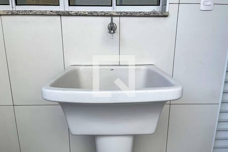 Casa para alugar com 62m², 1 quarto e 1 vagaÁrea de serviço