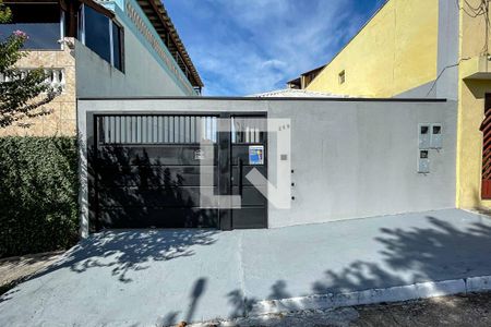 Casa para alugar com 62m², 1 quarto e 1 vagaFachada