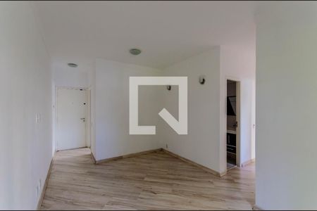 Sala de apartamento para alugar com 3 quartos, 67m² em Cambuci, São Paulo