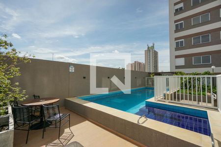 Apartamento à venda com 34m², 2 quartos e sem vaga Apartamento à venda com 34m², 2 quartos e sem vagaPiscina
