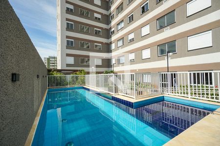 Apartamento à venda com 34m², 2 quartos e sem vaga Apartamento à venda com 34m², 2 quartos e sem vagaPiscina